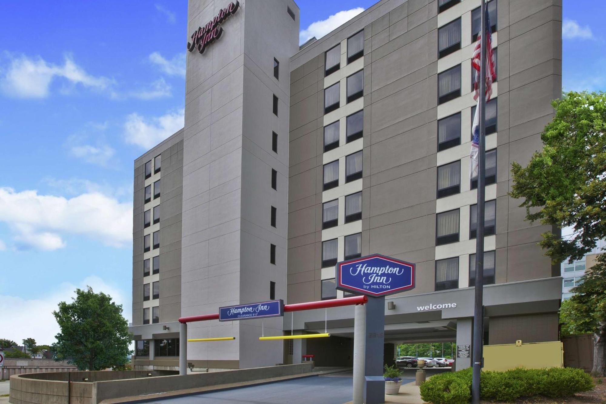 Hampton Inn Pittsburgh University Medical Center Exterior photo